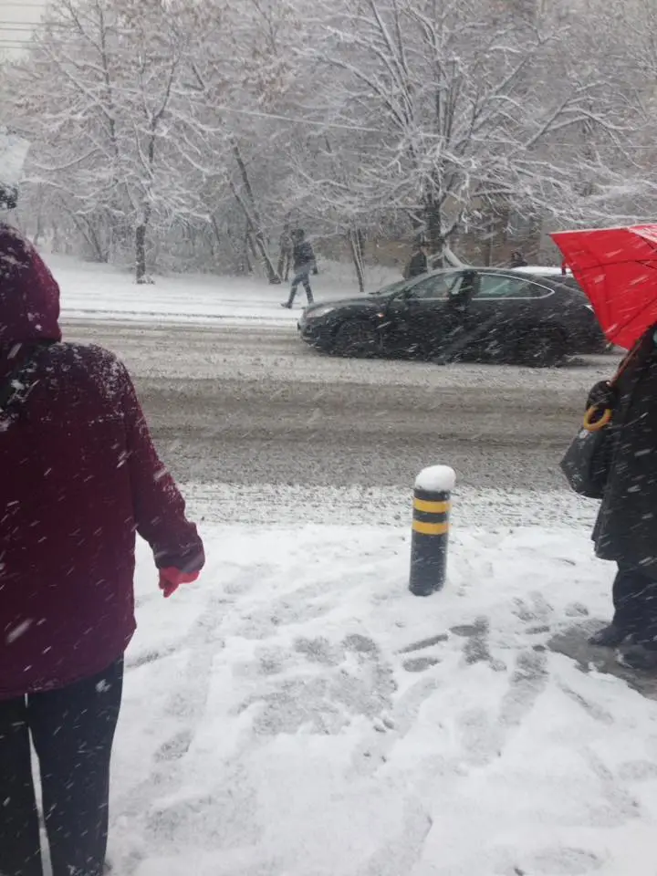 Глобяват фирмата, чистила снега по „Цариградско шосе”