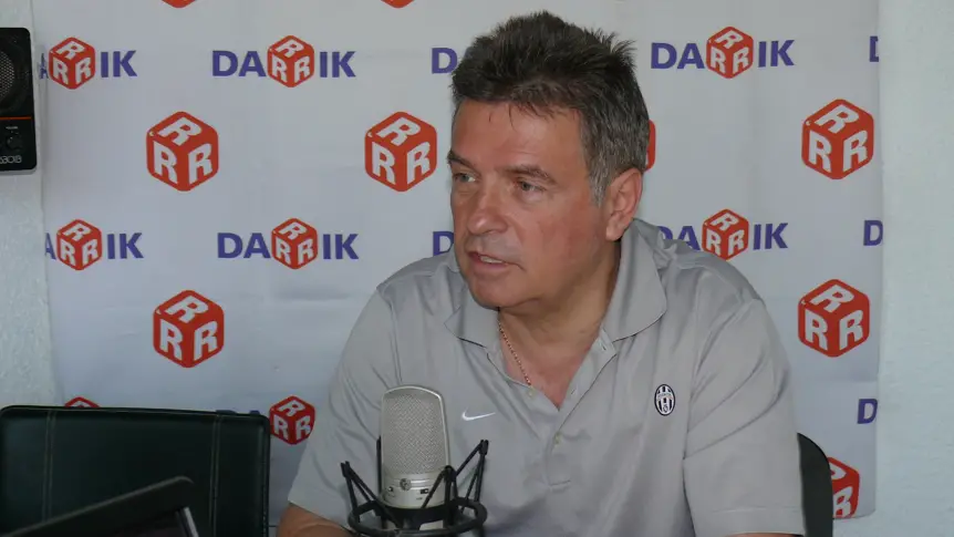 Асен Александров подаде оставка като съветник в МОН