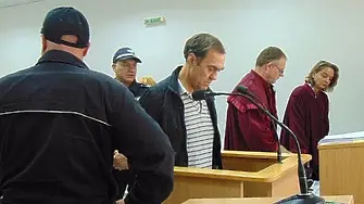 Новините в 09:36 - Иван Евстатиев застава за пореден път пред съда