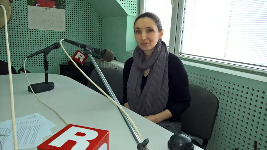 Емблематични сгради светват в синьо на световния ден на аутизма