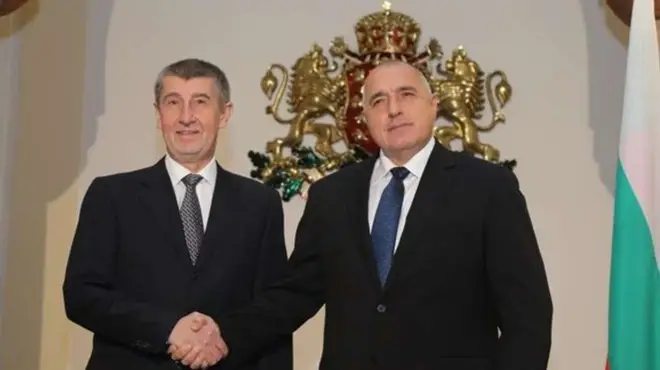 Чешкият премиер не е пращал документи за сделката с ЧЕЗ
