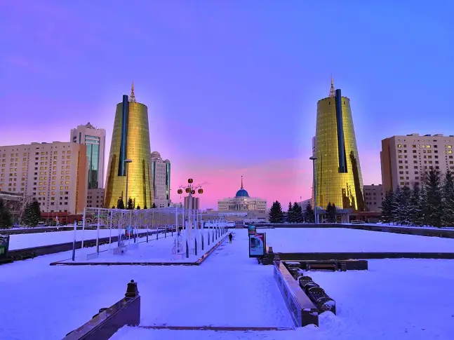 Нурсултан Назарбаев подаде оставка