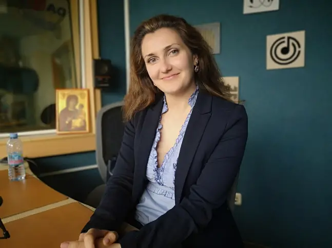 Любена Нинова с меланхолично завръщане "Преди да свърши любовта"