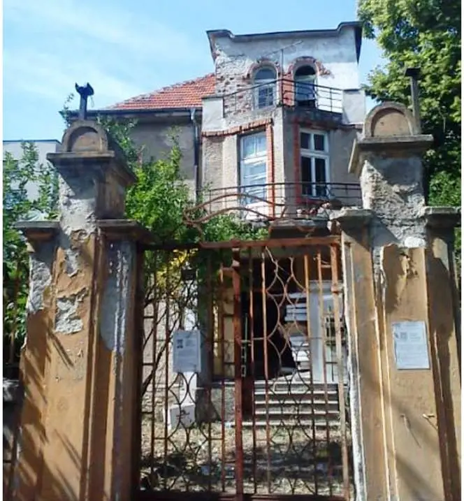Разчистиха занемарената къща на Ханчев в Стара Загора