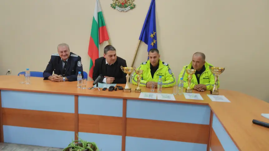 Областният управител в Добрич поздрави победителите в националното състезание „Пътен полицай“   