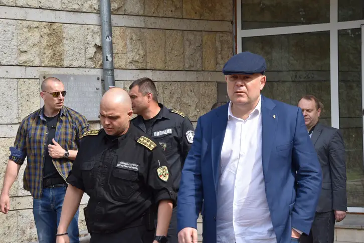 Иван Гешев: Канонизирането на Васил Божков от НПО е поредният сериал