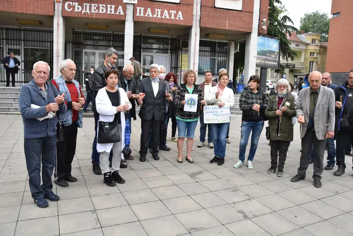 Подписка, започнала от Бавария събира подкрепа за забрана на препаратите, унищожаващи пчелите
