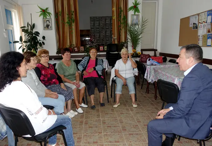 В Паницово и Раковсково посрещнаха несебърския кмет