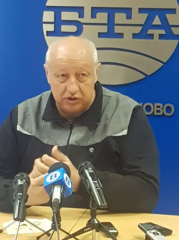 Петко Ганчев: Парите заразяват с COVID – 19, ултравиолетът е решението