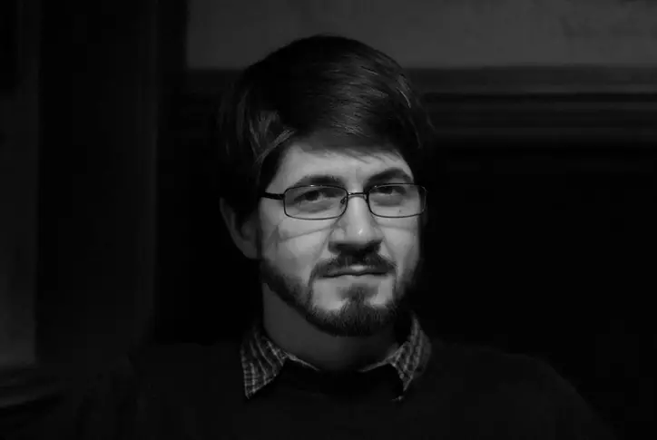 Александър Христов с нова стихосбирка – „До първата сянка“