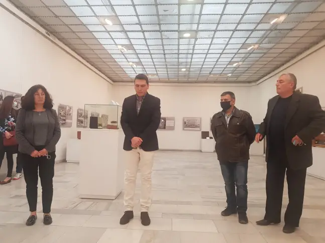 Историята на Радиозавода във В. Търново - памет в снимки и артефакти