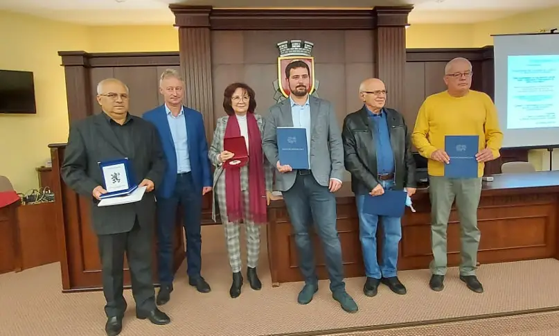 Връчиха наградите "Лекар на годината" в Хасково