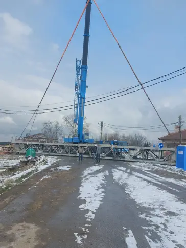 Демонтираха стария понтонен мост в Първенец