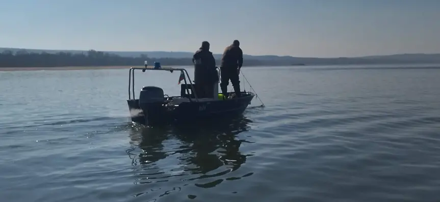 Инспектори от Габрово участваха в проверка във водите на Дунав