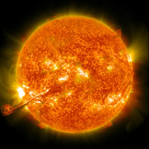 Космическият апарат „Солар орбитър“ ще се доближи максимално до Слънцето