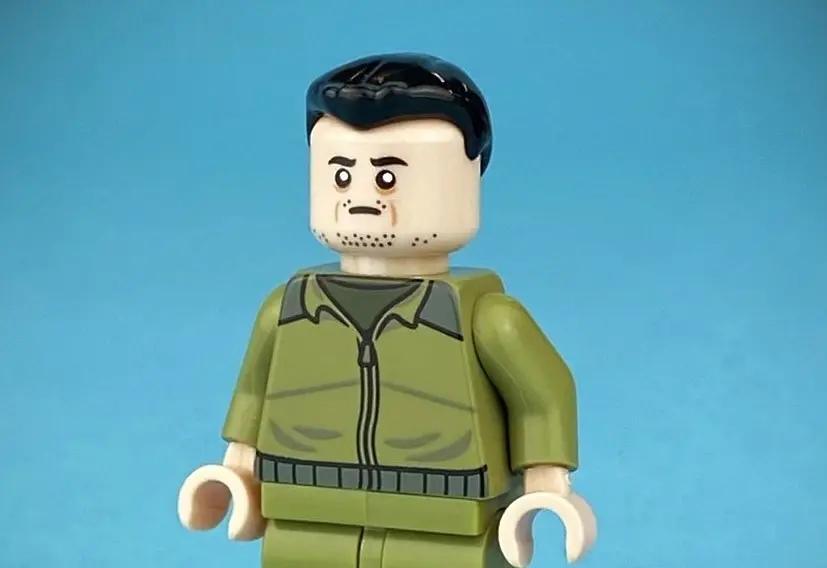 LEGO фигурки с образа на Зеленски влизат в продажба