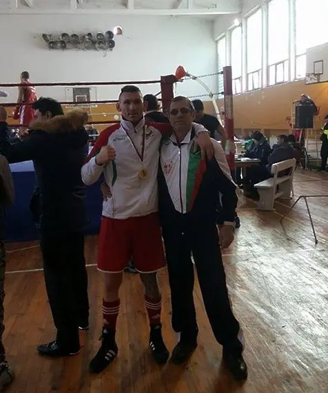Антон Димитров ще боксира пред родна публика на MAX FIGHT 49