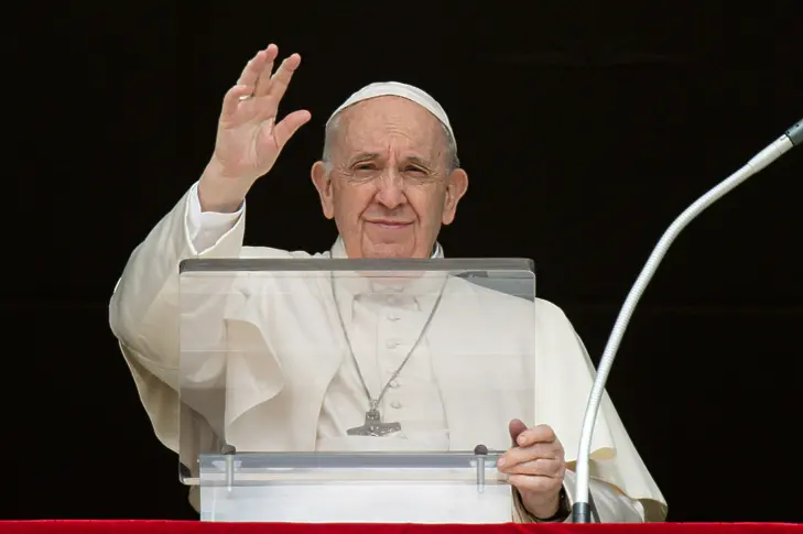 Папата: Прекратете войната, преди тя да заличи човека от историята