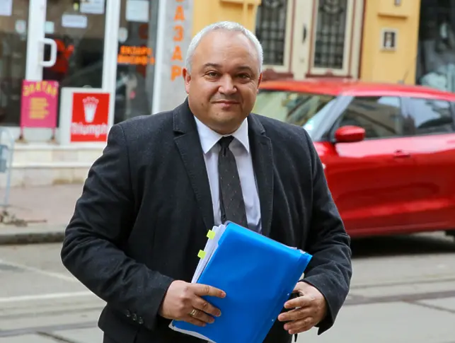 Отменена е заповедта за назначаване на Демерджиев за зам.-министър