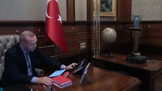 Путин и Ердоган ще разговарят в петък по телефона