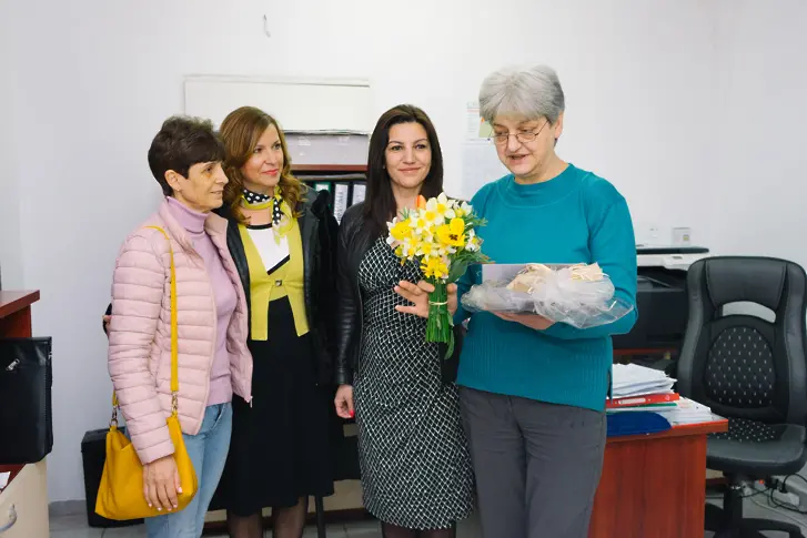 Община Мездра и БЧК поздравиха медиците от МБАЛ  за професионалния им празник 7 април