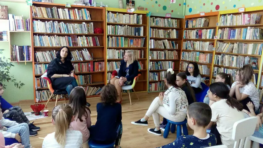 30 деца бяха гости на Регионална библиотека 