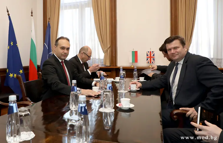 България и Великобритания се договориха за засилено военно сътрудничество