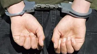 Арестуваха софиянец, подхвърлил 100 лева на полицаи