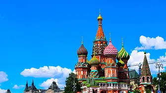Русия налага визови ограничения за граждани на неприятелски държави