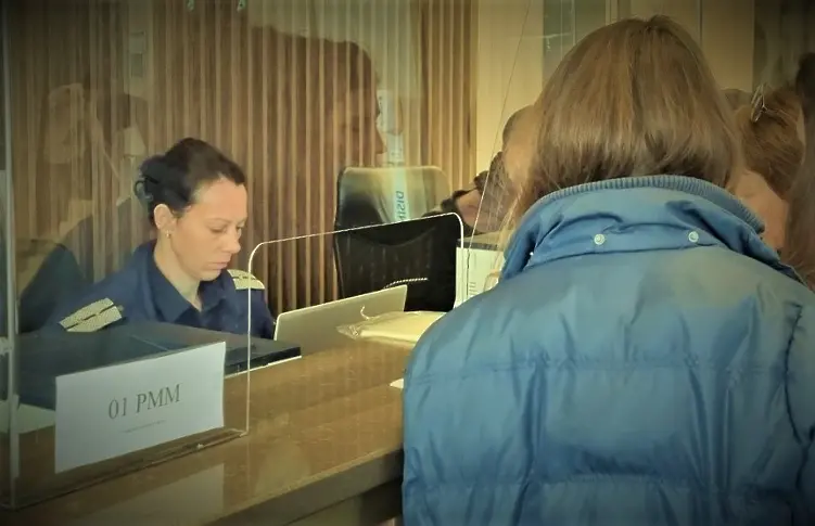 МВР пусна мобилни екипи за временен статут. Колко са украинците в Бургаско? 