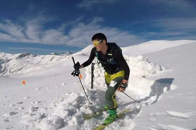Над 30 мъже и жени катериха Пирин в състезание по ски алпинизъм