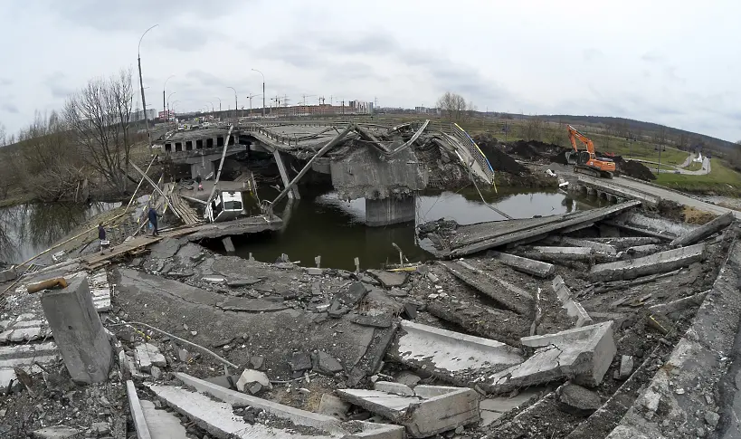 Повече от 1 200 тела са открити в Киевска област