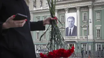Путин отдаде почит на Жириновски (видео и снимки)
