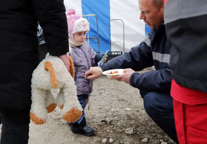 45 000 украински бежанци напуснаха страната си през последното денонощие