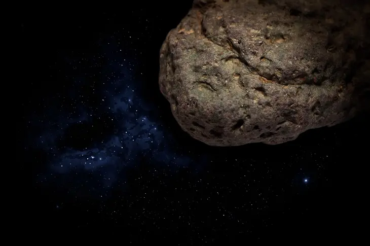 Учени от НАСА наблюдават най-голямата комета, виждана досега (видео и снимки)