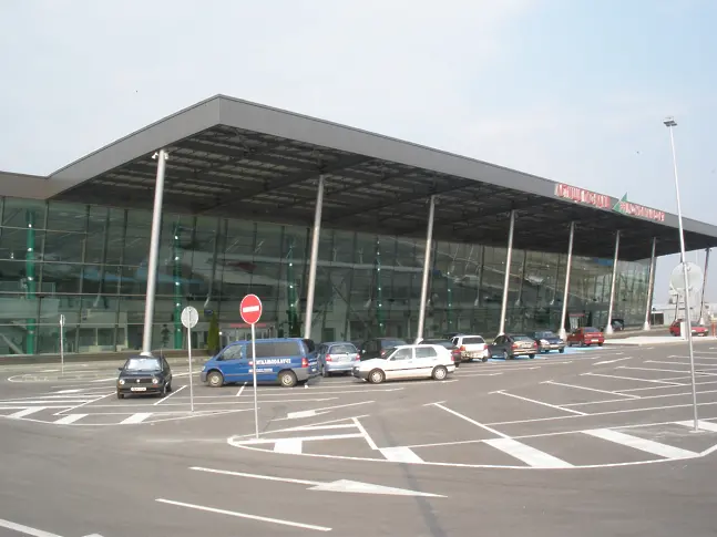 Смениха ръководството на Летище Пловдив, одит е установил, че аеропортът е в тежко икономическо състояние
