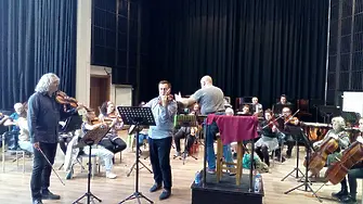  Световноизвестни български музиканти гостуват на Симфониета Враца