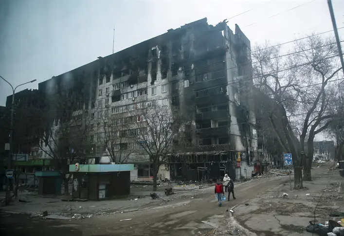 Русия постави ултиматум на украинските войски в Мариупол да се предадат