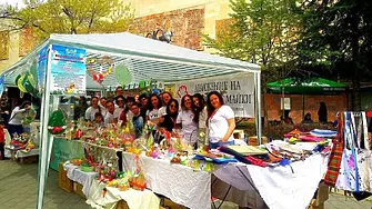 Над 6000 лева събра благотворителният базар на майките в Пазарджик
