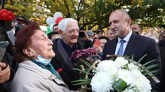 Президентът Радев ще гостува в Хасково за 50 г. ПМГ „Акад. Боян Петканчин“