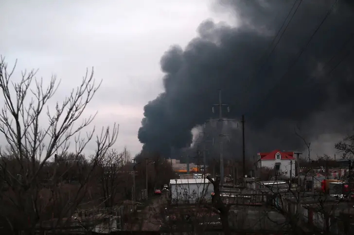 Киев съобщи за ракетен удар срещу Одеса, има загинали и ранени