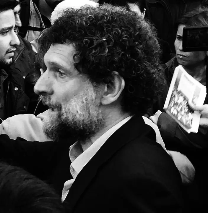 Турски съд осъди Осман Кавала на доживотен затвор