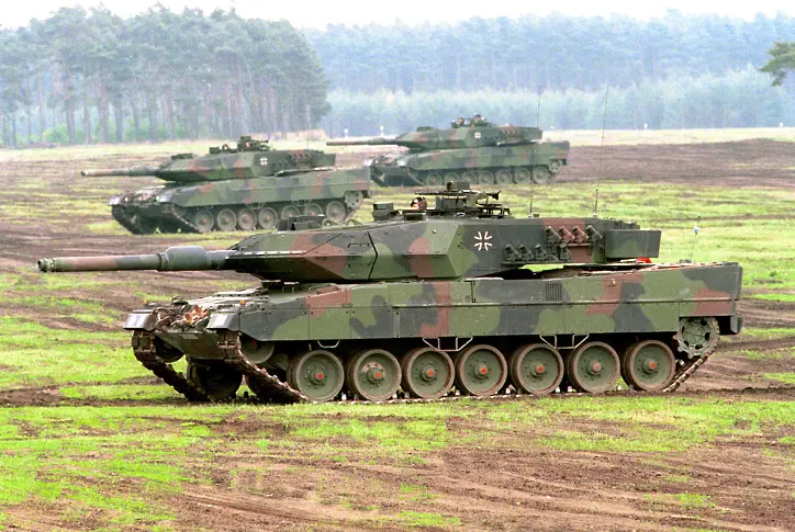 Германска компания ще достави на Киев 20 танка „Leopard 2“