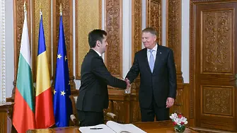 Петков обсъди с Клаус Йоханис сътрудничеството между България и Румъния
