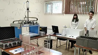 Механотехникума представи нов STEM център с уникален авиосимулатор