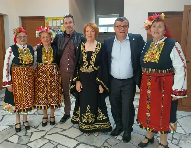 Грандиозен спектакъл за юбилея на танцовите състави в Камено