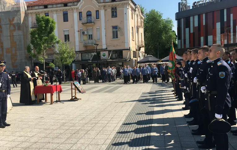 Плевен отбеляза Деня на храбростта и Българската армия - 6-ти май/СНИМКИ/