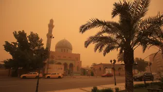 Пясъчна буря в Ирак изпрати над 1000 души в болница (видео+снимки)
