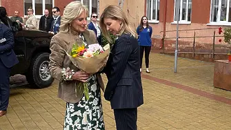 Първата дама на САЩ пристигна в Украйна на необявено посещение (видео)
