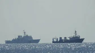 Военни кораби на Китай навлязоха в териториалните води на Япония